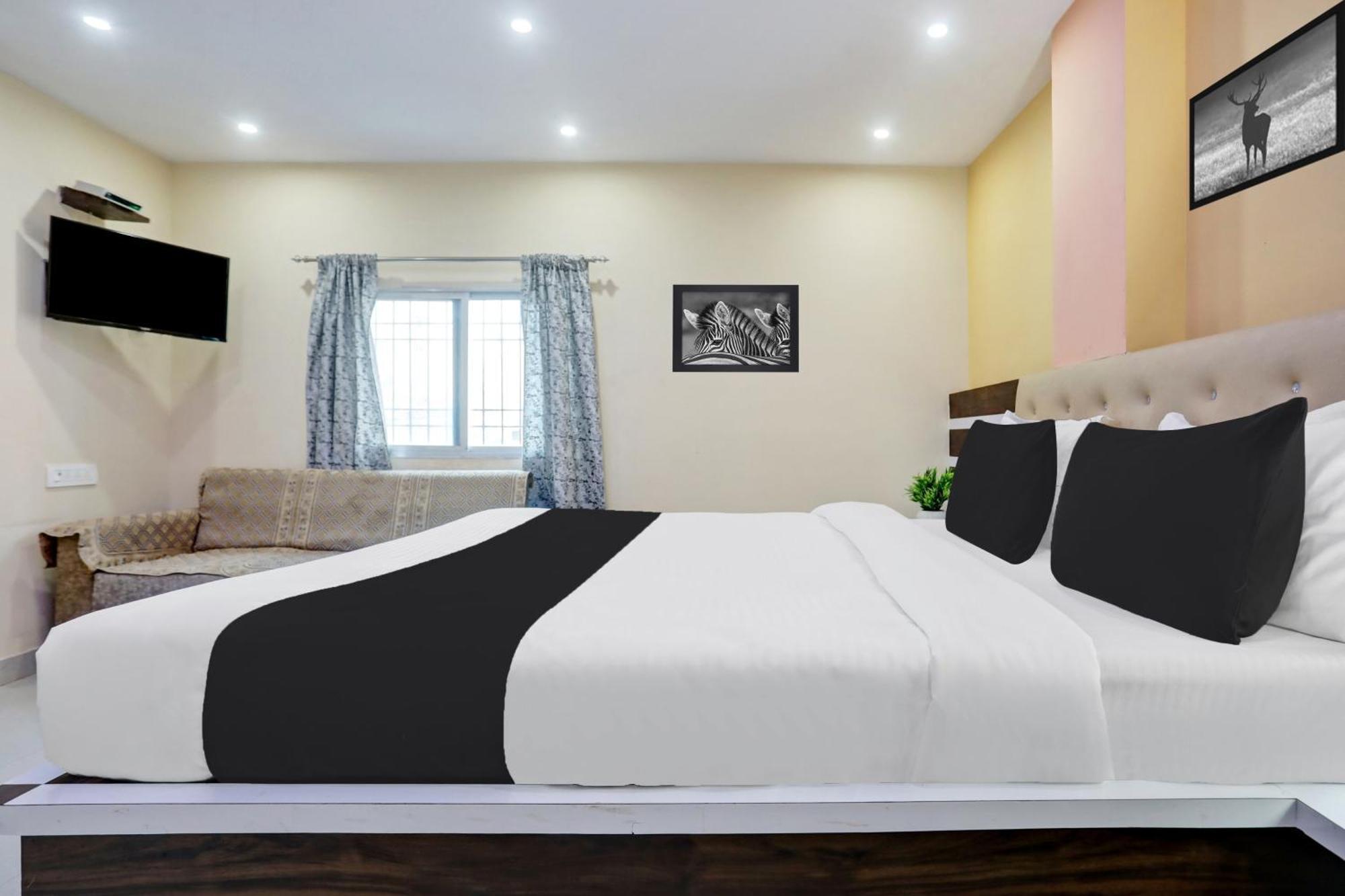 فندق Super Collection O Danapur Near Railway Station باتنا المظهر الخارجي الصورة