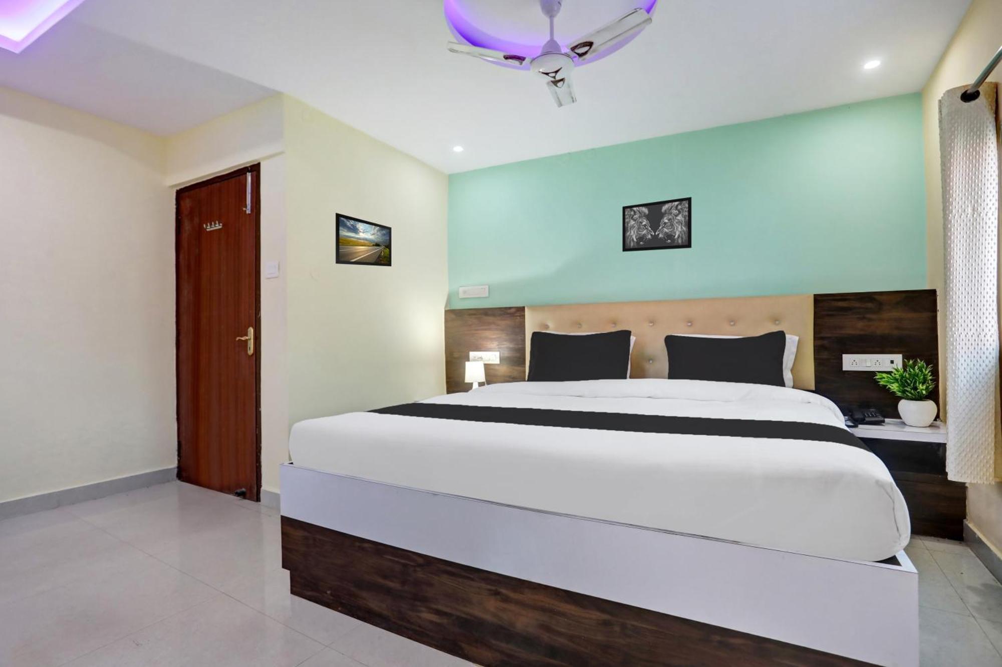 فندق Super Collection O Danapur Near Railway Station باتنا المظهر الخارجي الصورة
