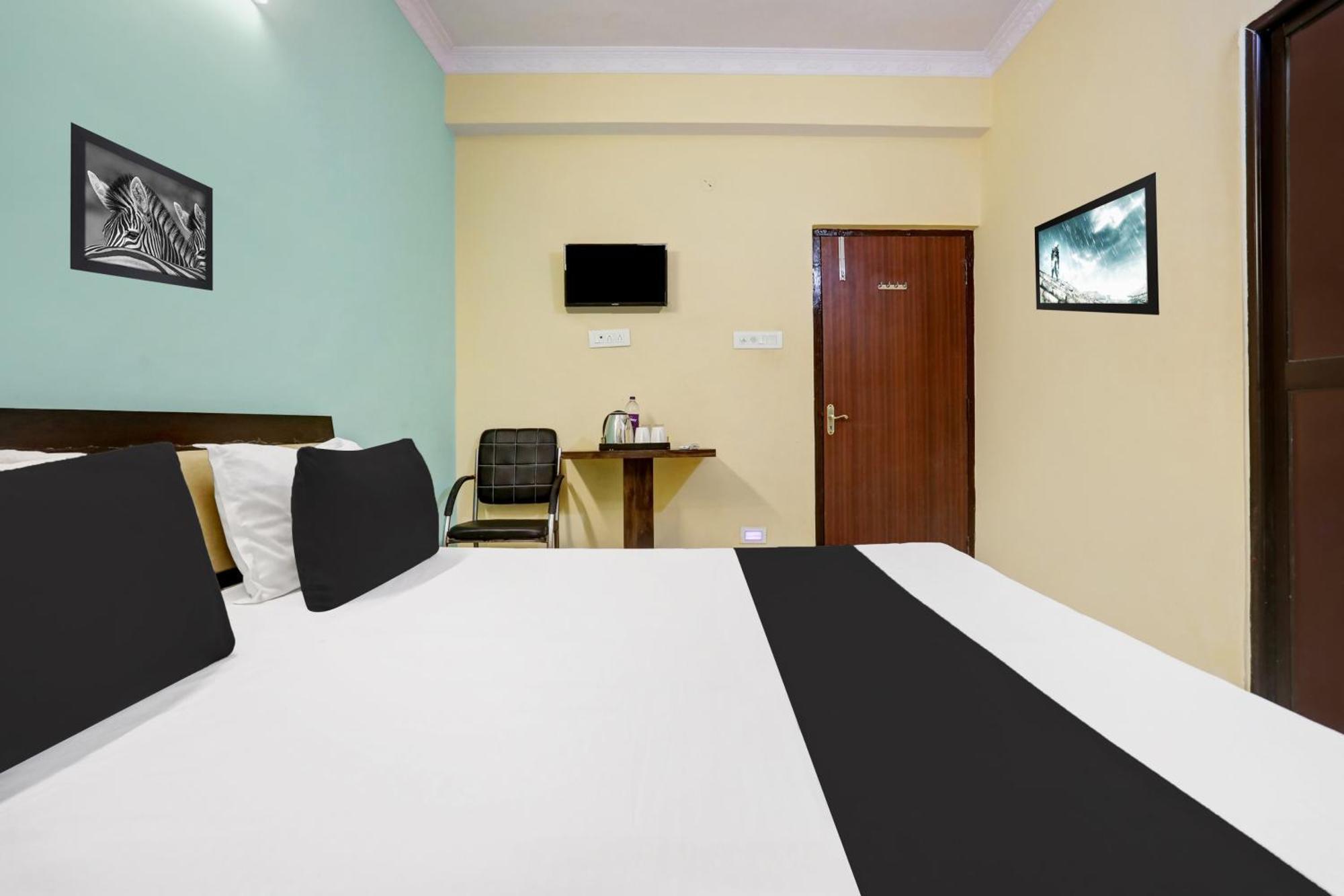 فندق Super Collection O Danapur Near Railway Station باتنا المظهر الخارجي الصورة