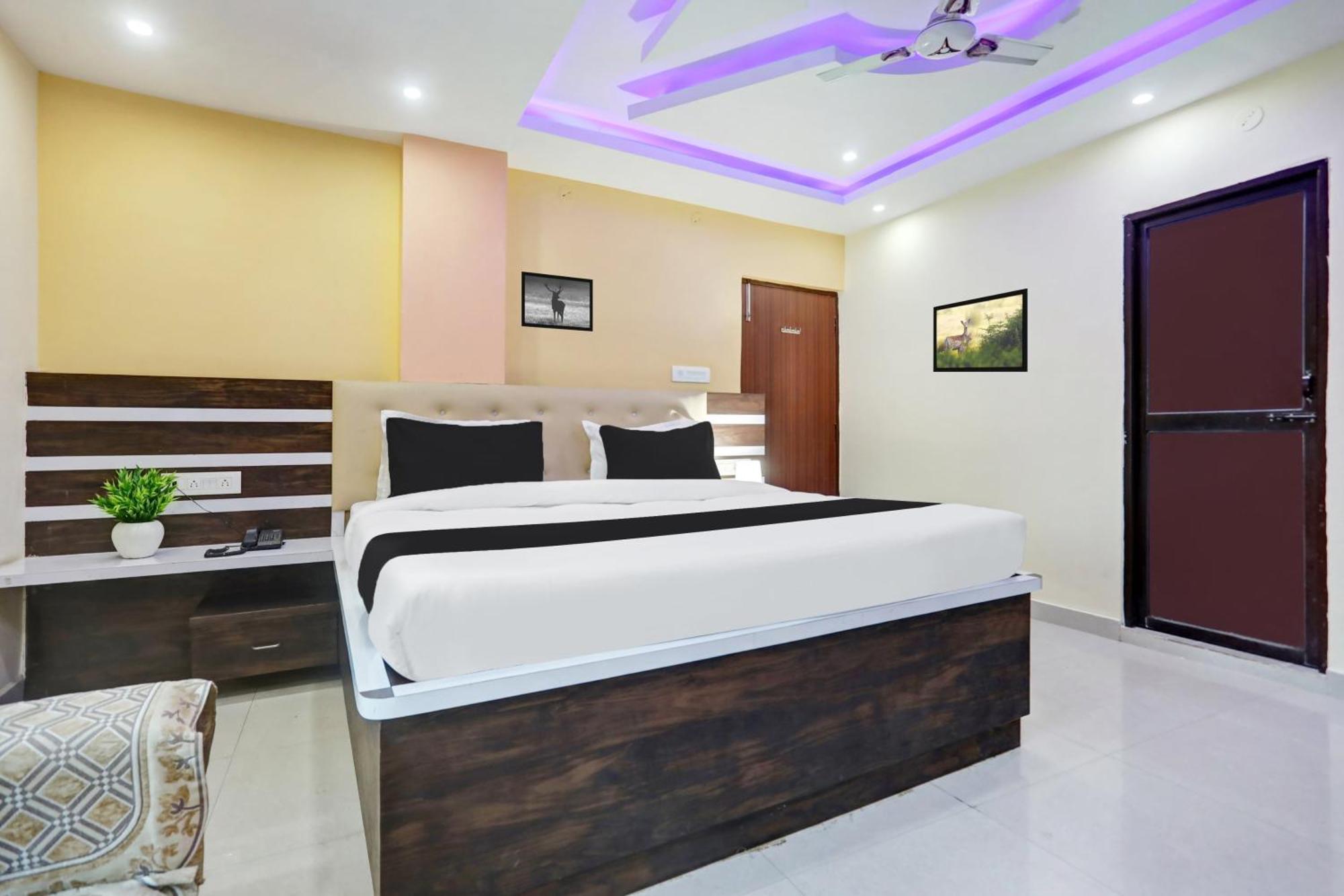 فندق Super Collection O Danapur Near Railway Station باتنا المظهر الخارجي الصورة