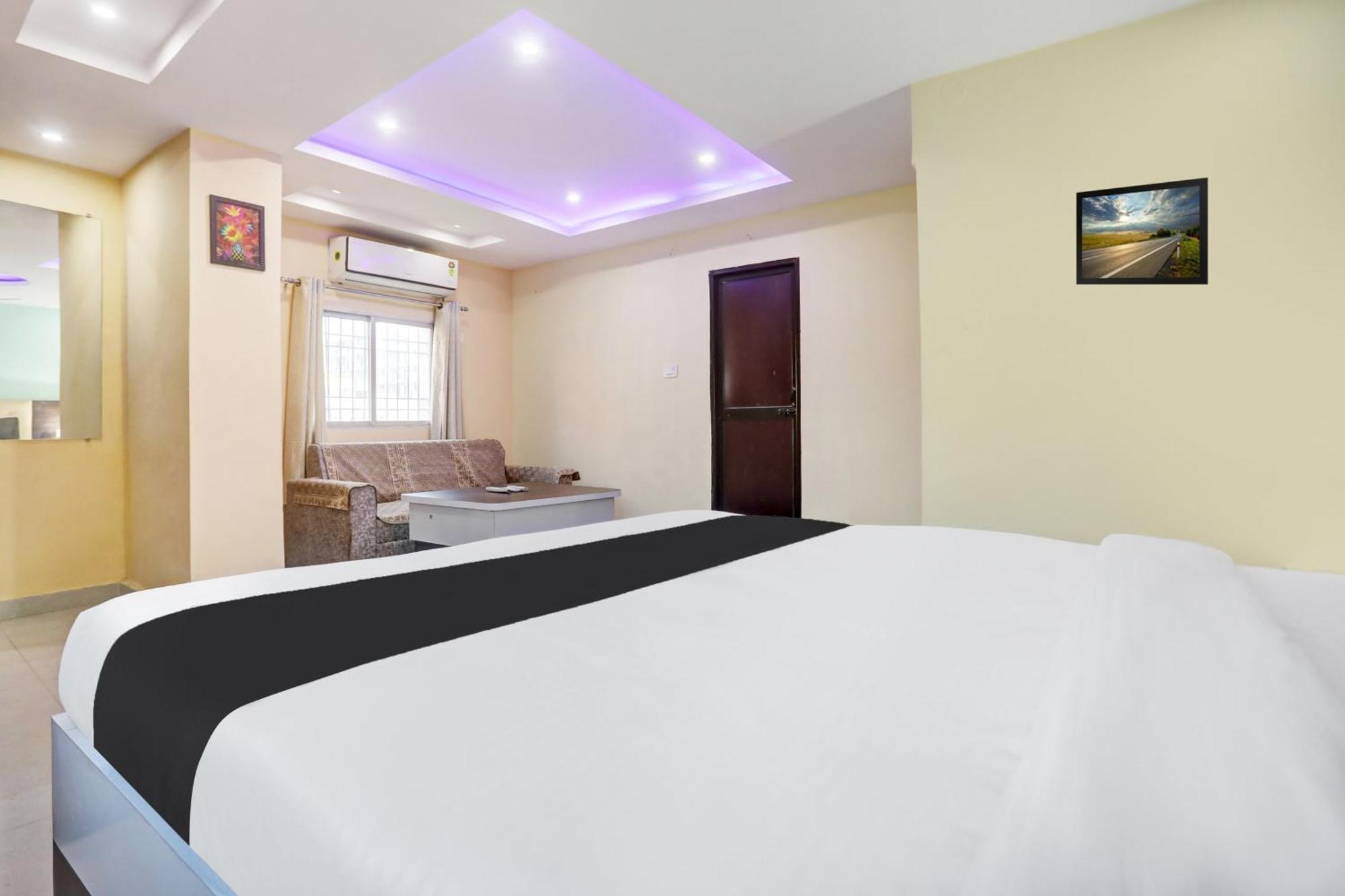 فندق Super Collection O Danapur Near Railway Station باتنا المظهر الخارجي الصورة